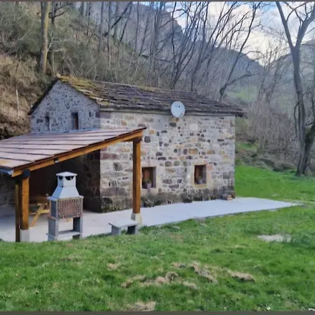 La Cabana Del Rio San Roque de Riomiera Exterior photo